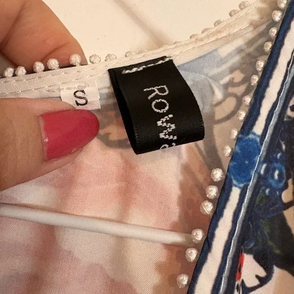 High Waist, Deep V Neck Floral Maxi Dress - Picture 4 of 7